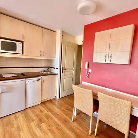 Cap Esterel Agay Raphael Vue 4 Personnes Chez Evelyne Saint-Raphaël