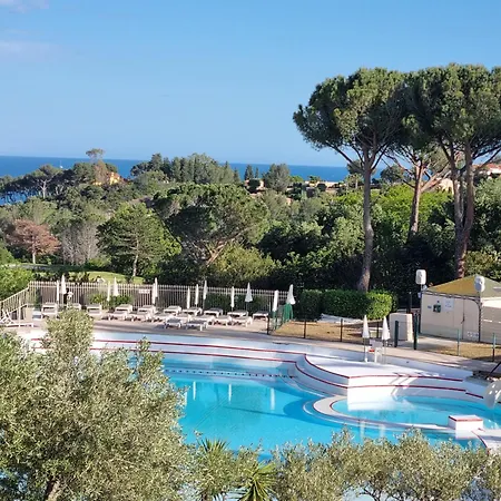 Cap Esterel Agay Raphael Vue 4 Personnes Chez Evelyne