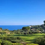 Cap Esterel Agay Raphael Vue 4 Personnes Chez Evelyne Apartment Saint-Raphael (Var)