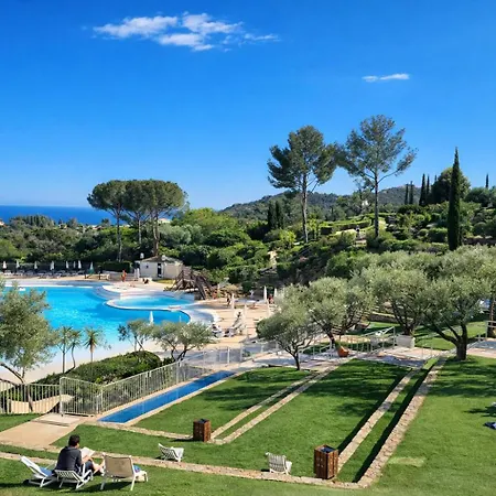 Cap Esterel Agay Raphael Vue 4 Personnes Chez Evelyne Saint-Raphaël
