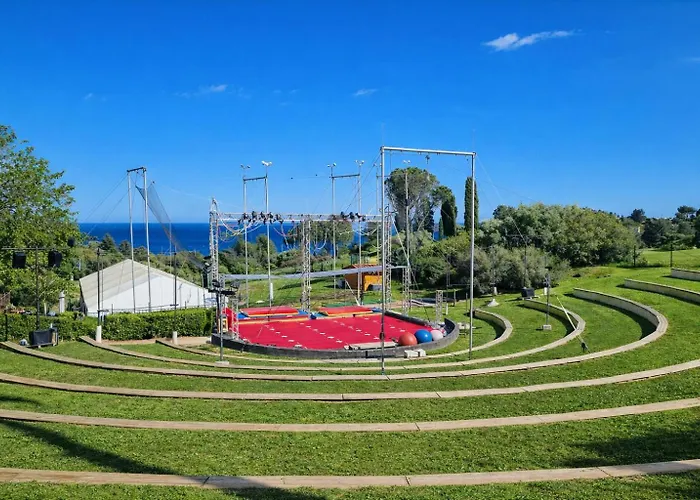 Cap Esterel Agay Raphael Vue 4 Personnes Chez Evelyne * Saint-Raphaël